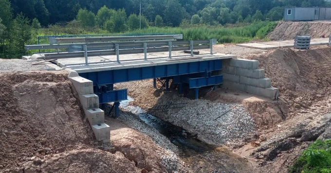 Устройство
временных мостов