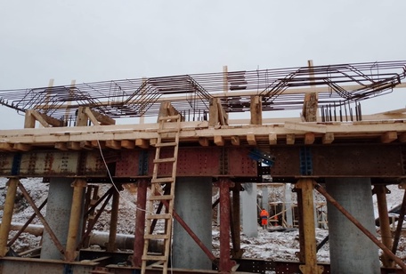 Строительство, ремонт, реконструкция и содержание искусственных     сооружений на автомобильных и железных дорогах