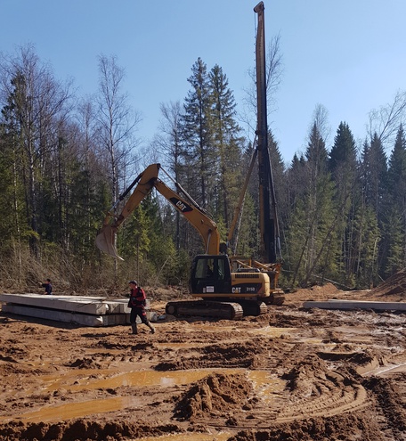 Погружение железобетонных свай