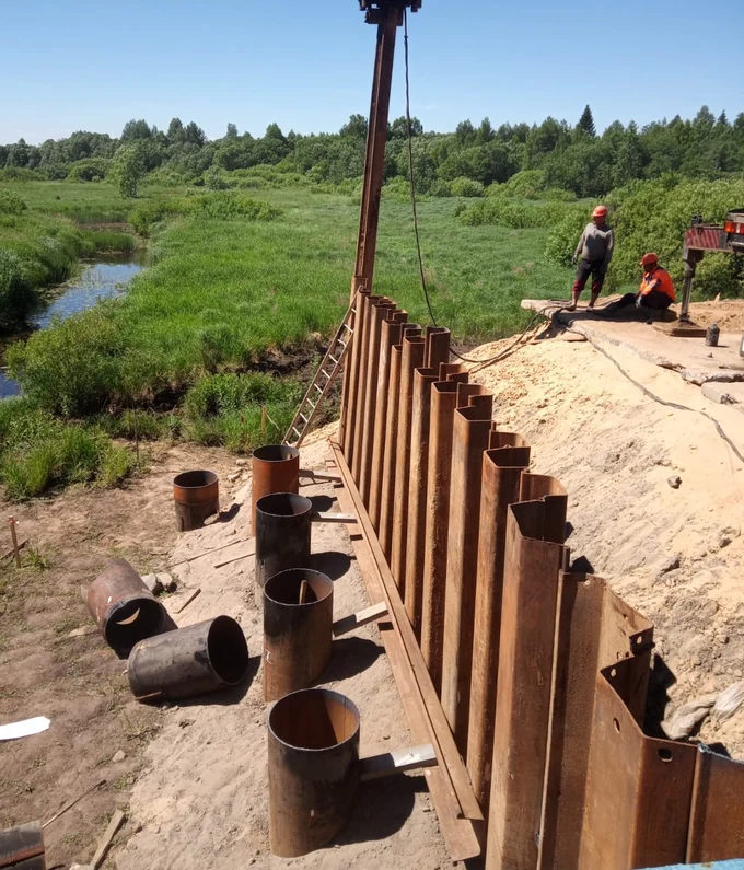 Устройство
шпунтового ограждения